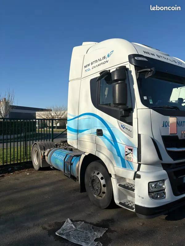 tracteur iveco Gaz · photo 1